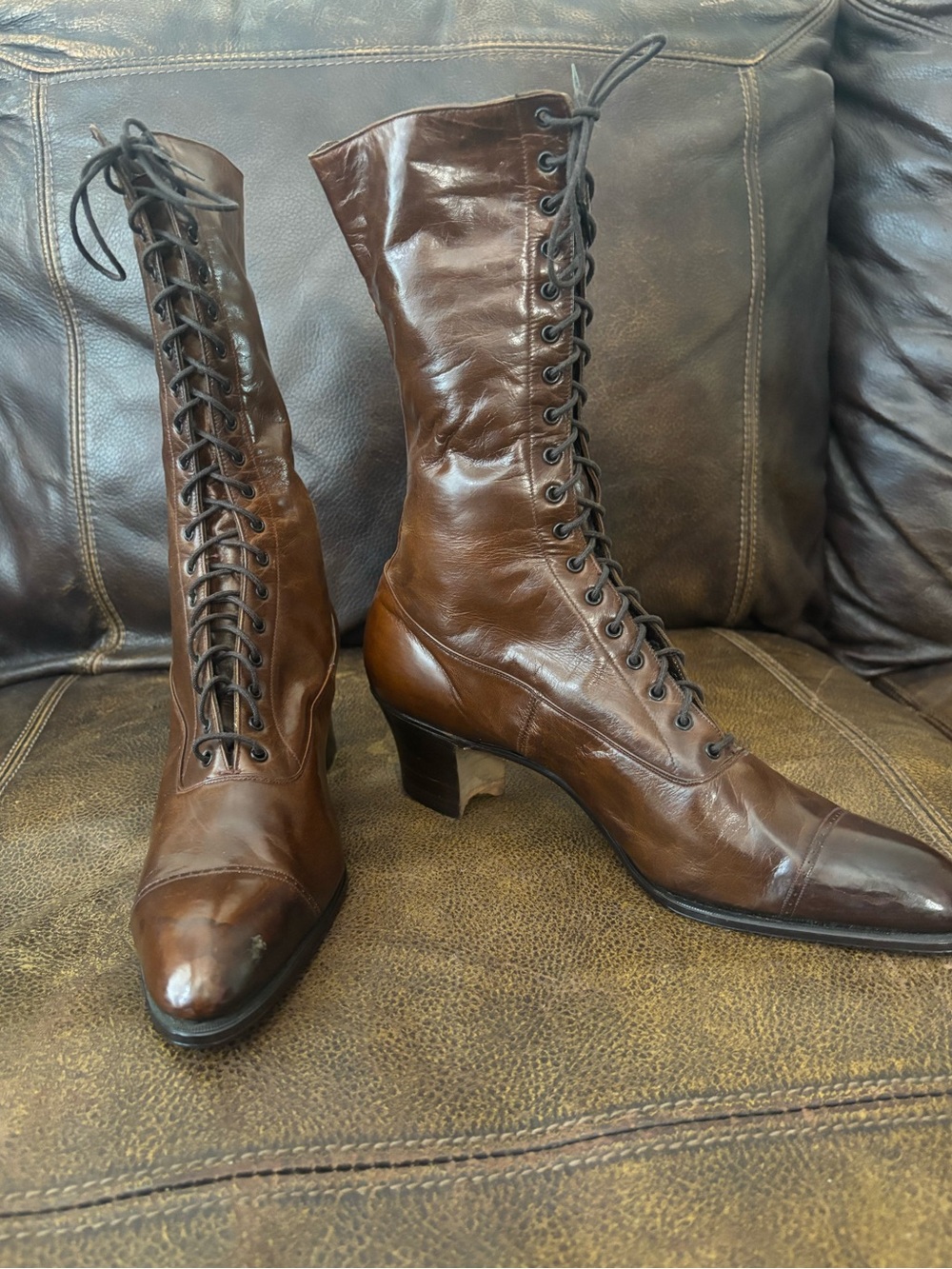 VINTAGE (new old stock) never worn Victorian lace up brown leather boots 1910’s